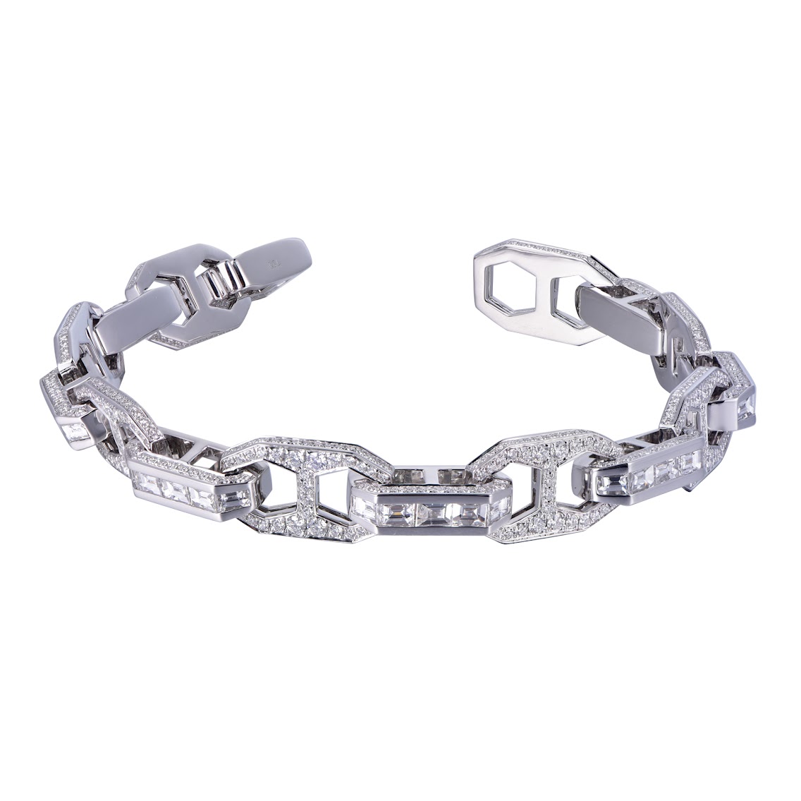 Curbed-anchor Diamond Bracelet